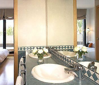 Apartamentos Marbella บาร์เซโลนา ภายนอก รูปภาพ